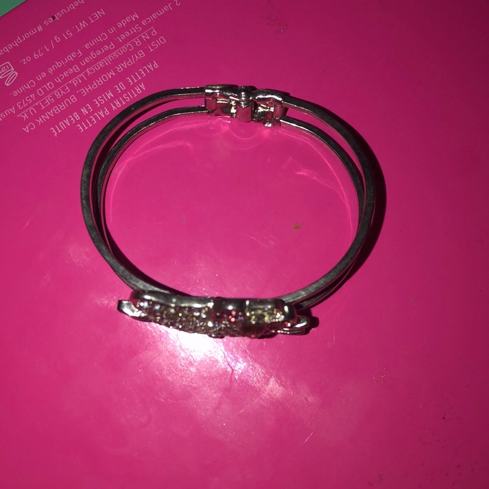 Hello Kitty Bracelet - Picture 2 of 3